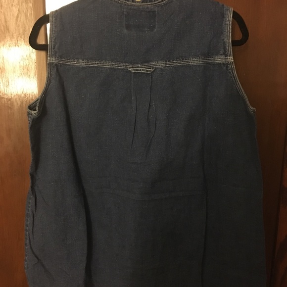 Vintage Levi’s white tag button up denim tank - Picture 4 of 4